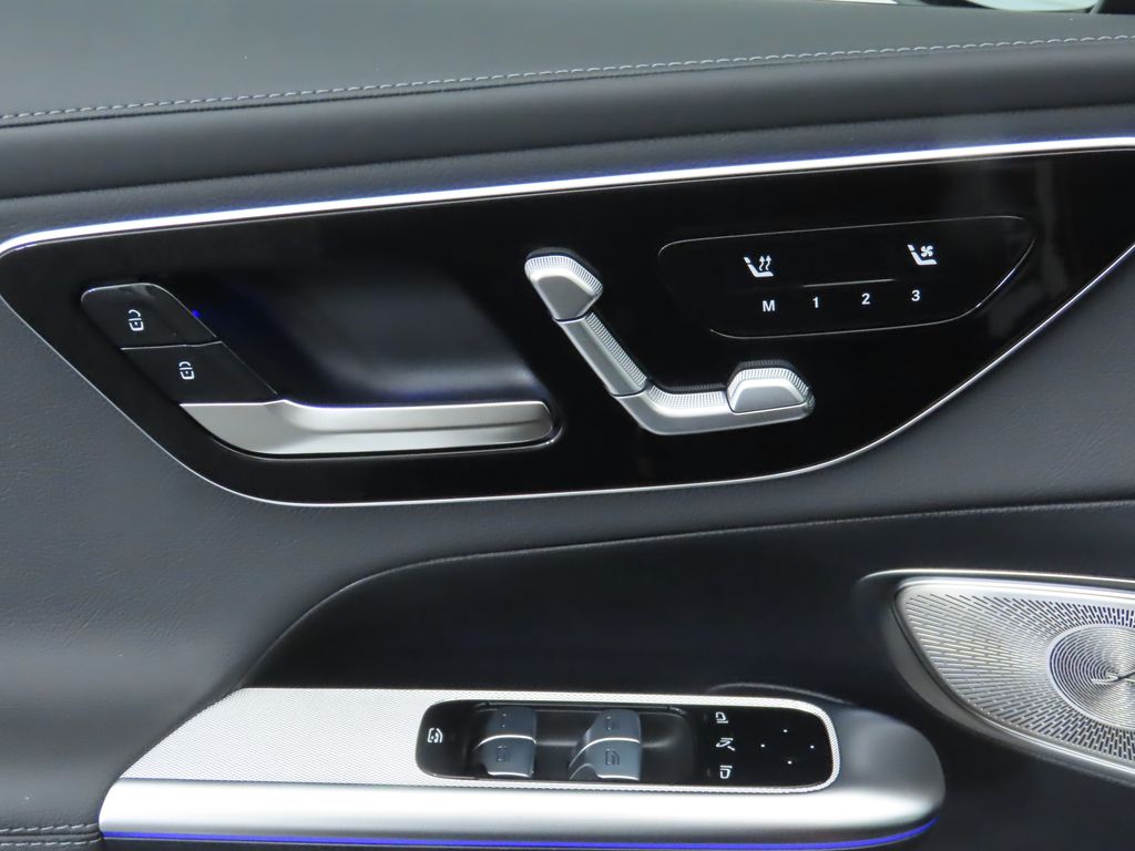 Thumbnail: 2026 Mercedes-Benz GLC - 25