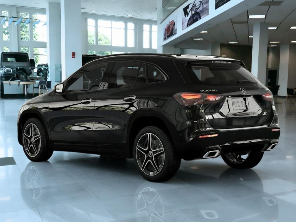 Thumbnail: 2026 Mercedes-Benz GLA - 28