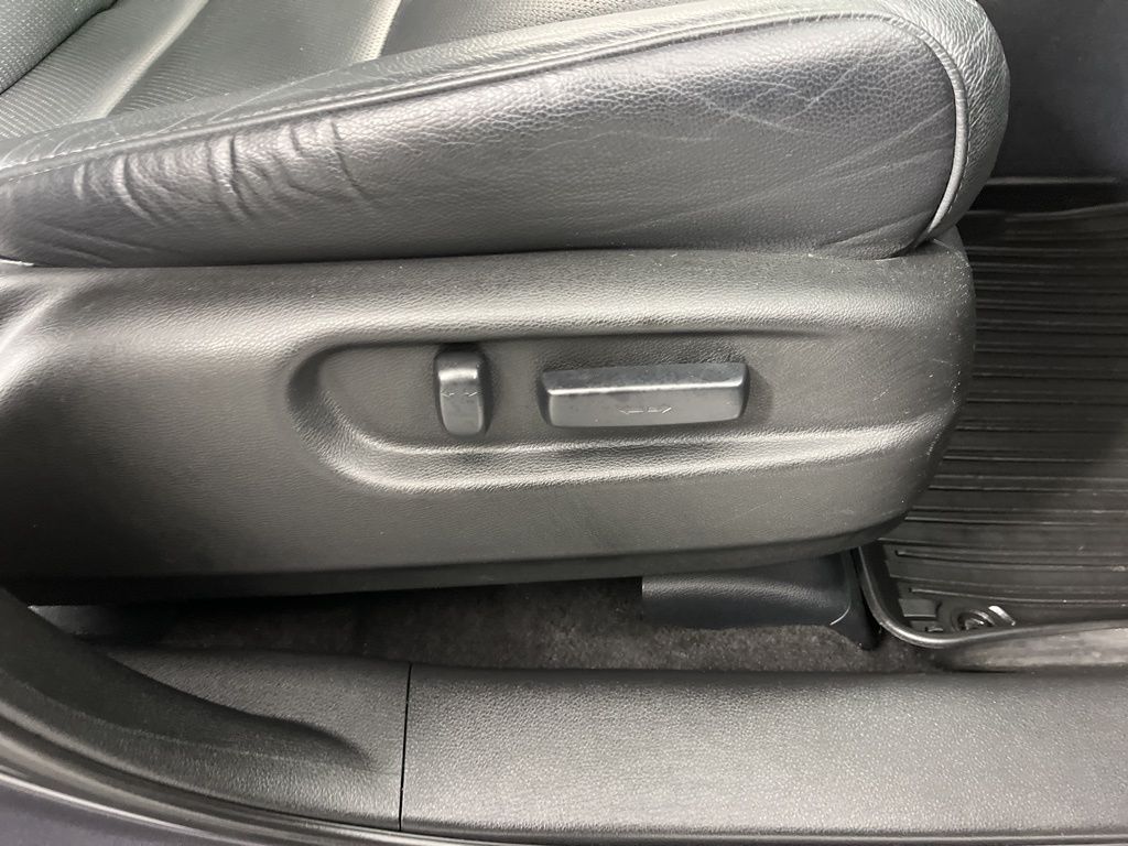 Thumbnail: 2020 Honda Pilot - 9