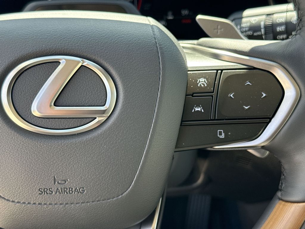 Thumbnail: 2026 Lexus RX - 27