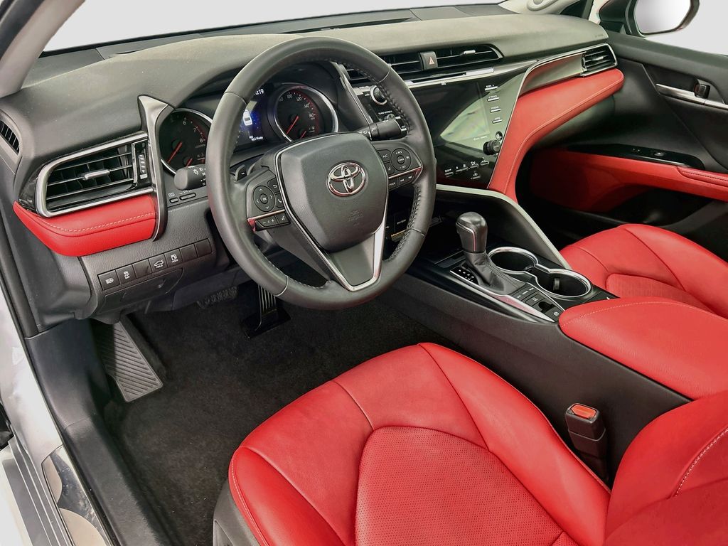 Thumbnail: 2020 Toyota Camry - 9