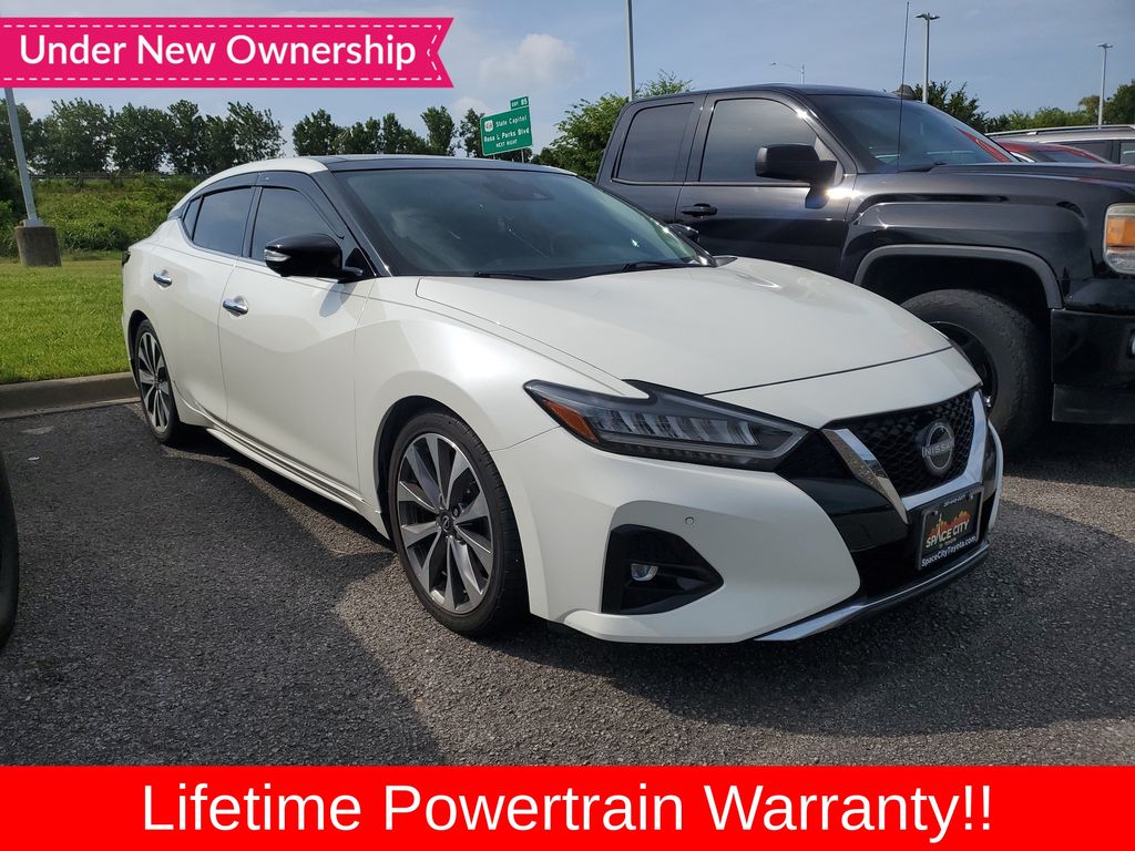 Pearl White 2023 Nissan Maxima Sedan Front-Wheel Drive Continuously Variable Transmission