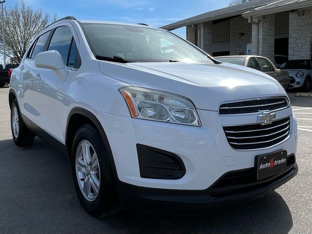 2015 Chevrolet Trax LT White at Classic Elite Chevrolet Hwy 6