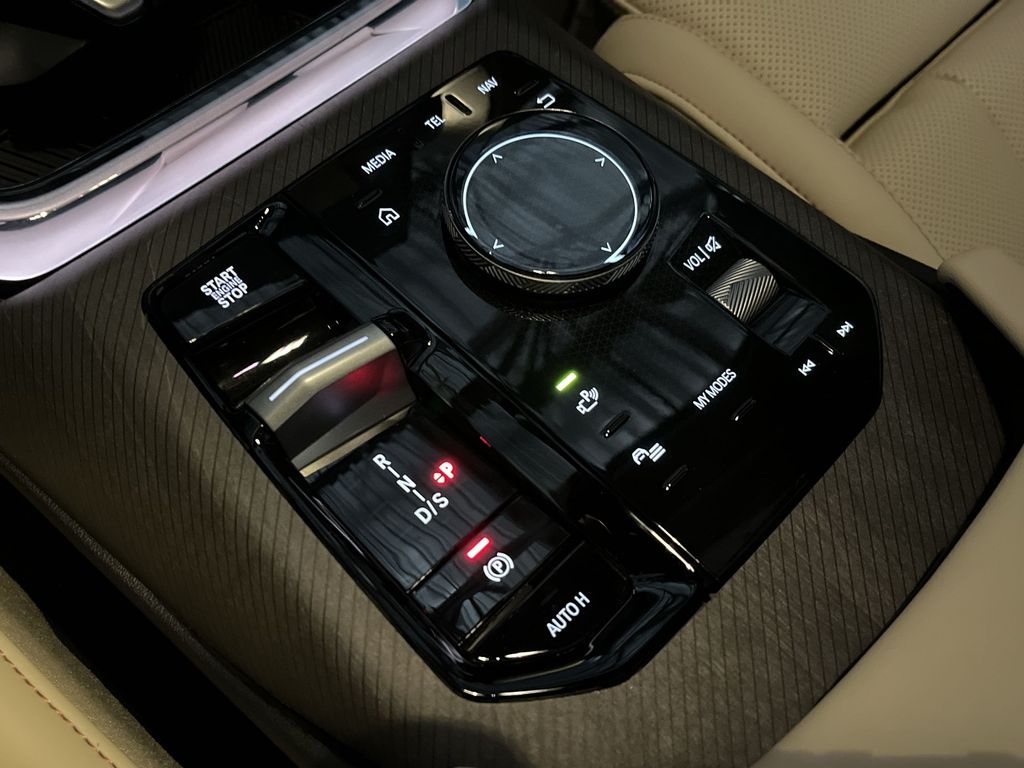 Thumbnail: 2026 BMW X3 - 20