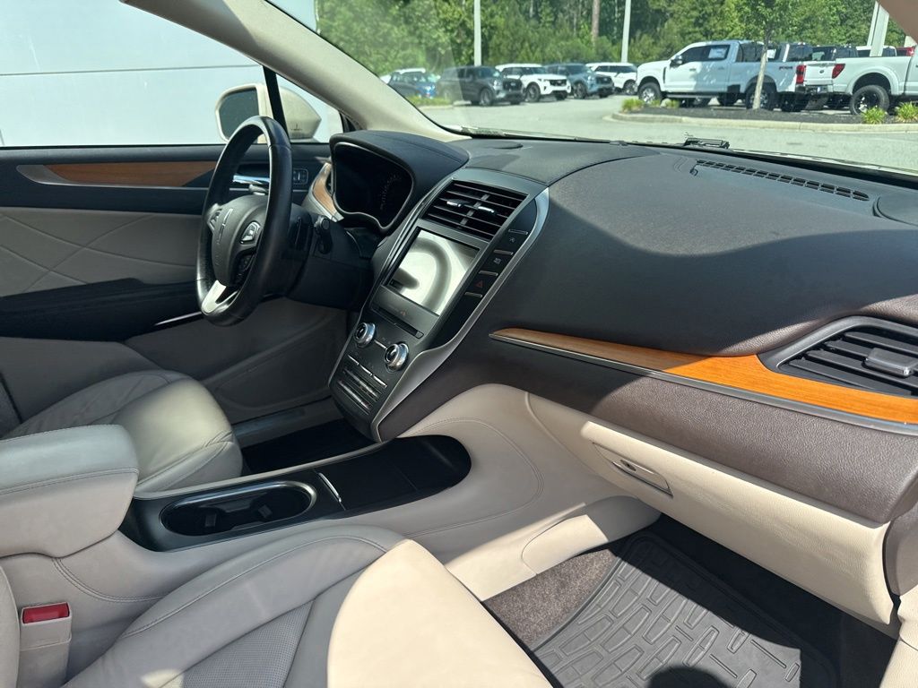 2017 Lincoln MKC Select