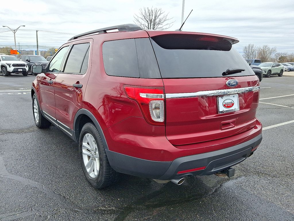 Thumbnail: 2015 Ford Explorer - 4