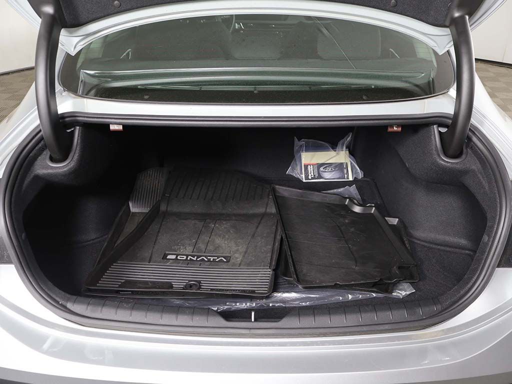 Certified Used 2025 Silver Hyundai SEL image 15