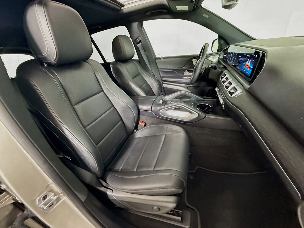 Thumbnail: 2022 Mercedes-Benz GLE - 29