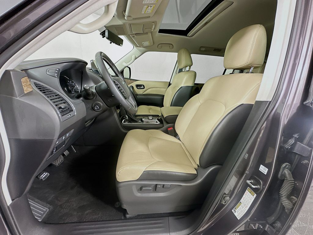 Thumbnail: 2023 INFINITI QX80 - 21