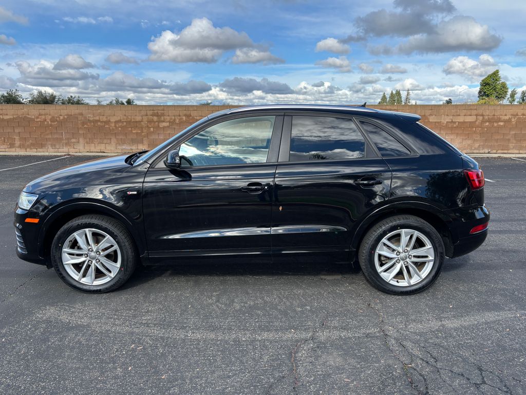 Thumbnail: 2018 Audi Q3 - 8