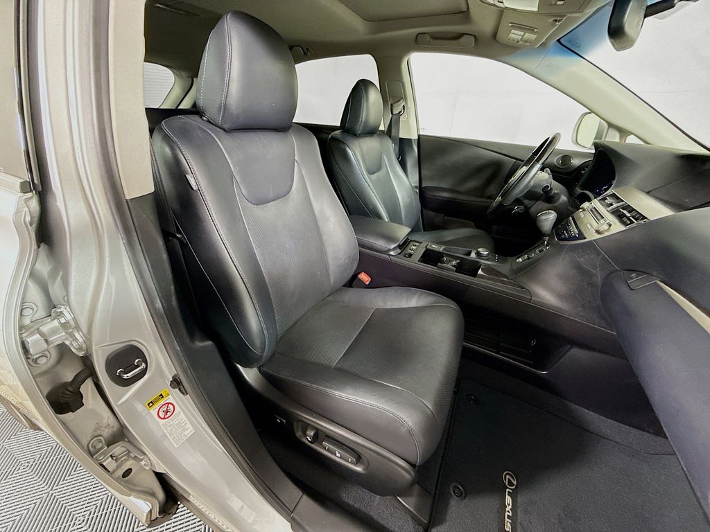 Thumbnail: 2013 Lexus RX - 29