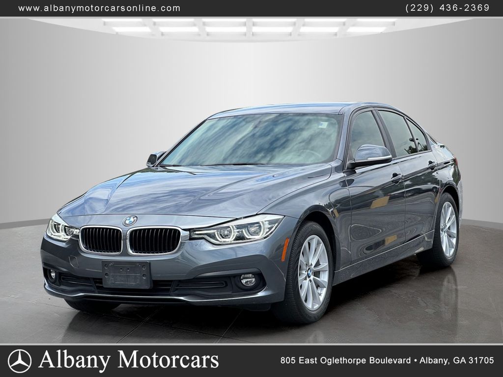 2018 BMW 3 Series 320i Sedan RWD