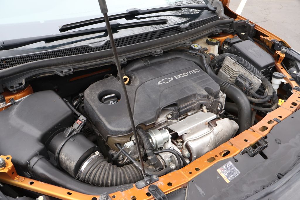 Thumbnail: 2017 Chevrolet Cruze - 13