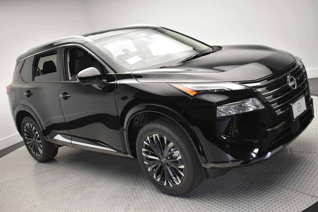 Thumbnail: 2026 Nissan Rogue - 3