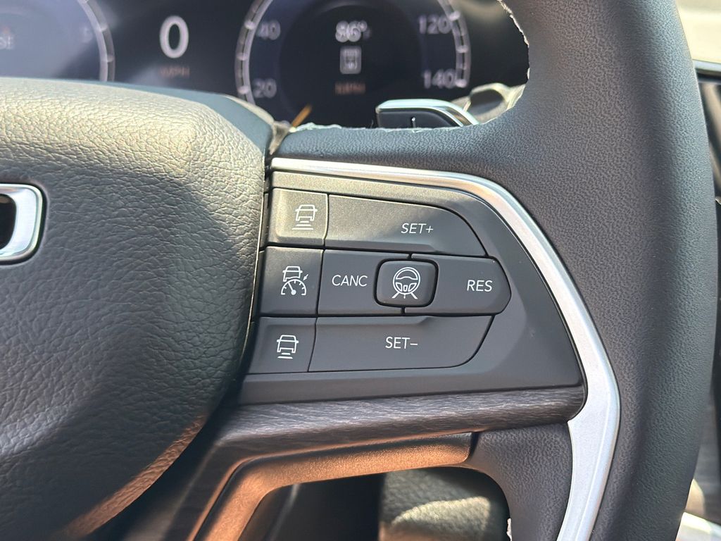 New 2026 Jeep Grand Cherokee SUV