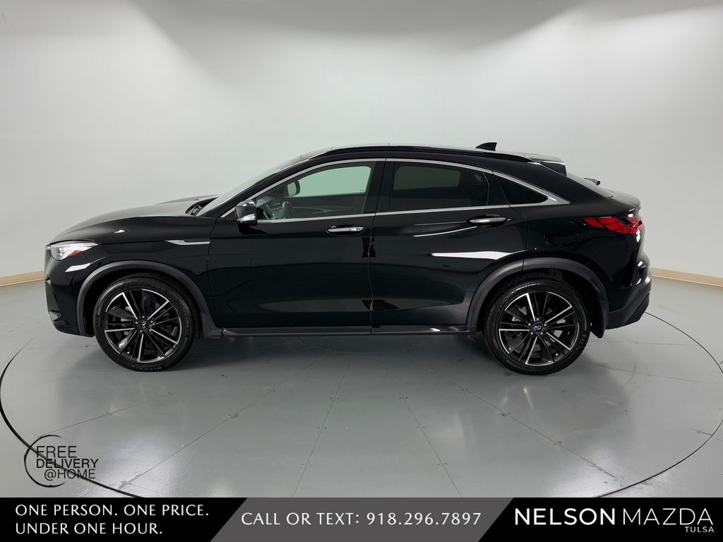Used 2022 Black INFINITI LUXE image 9