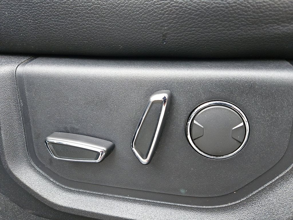 Thumbnail: 2018 Ford F-150 - 26