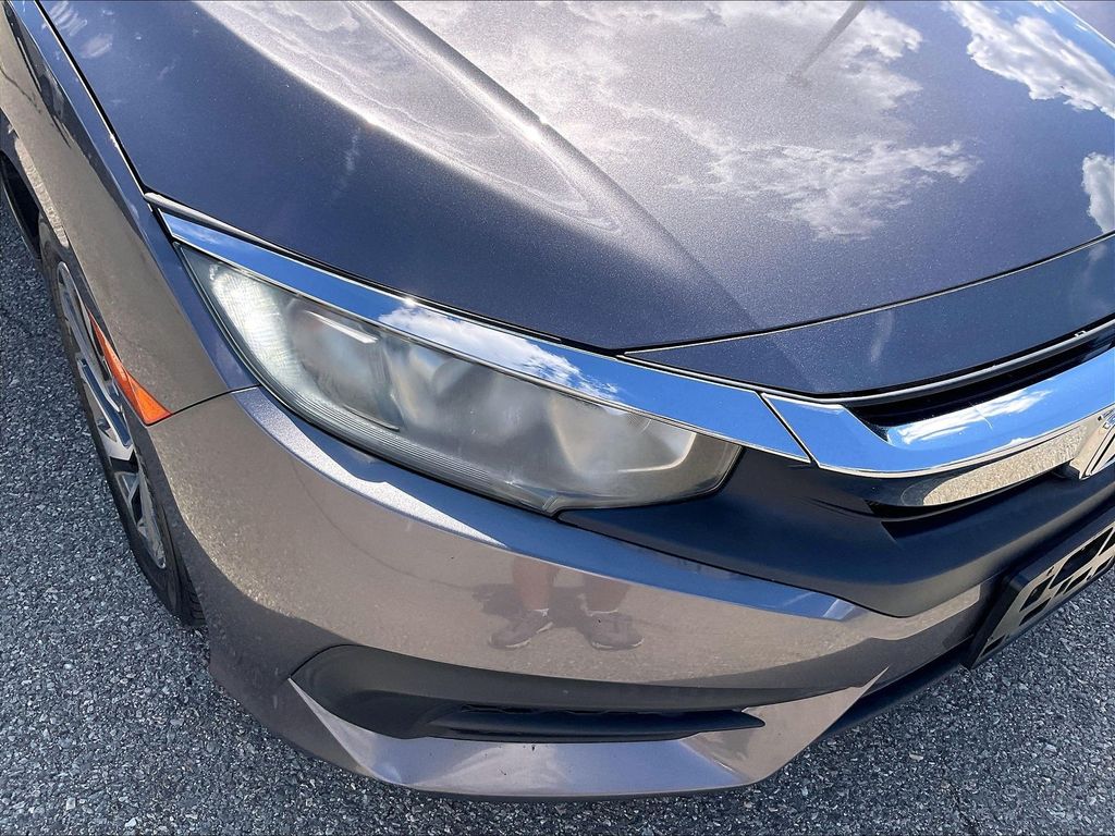 2016 Honda Civic — photo 31