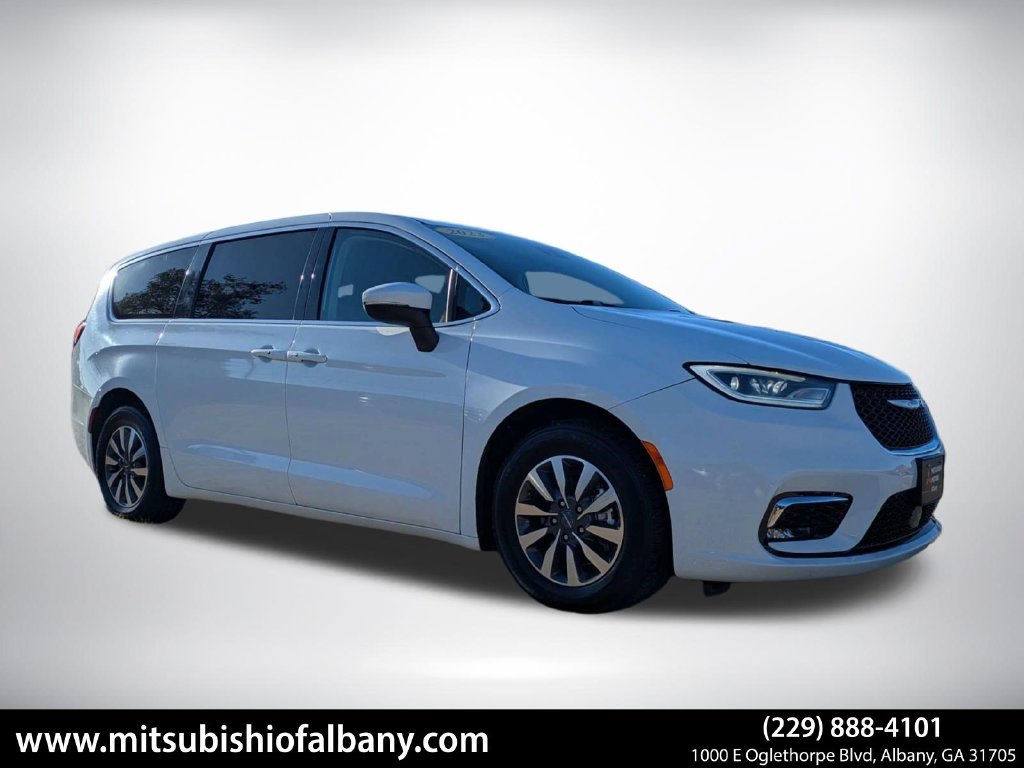 2023 Chrysler Pacifica Hybrid Touring L