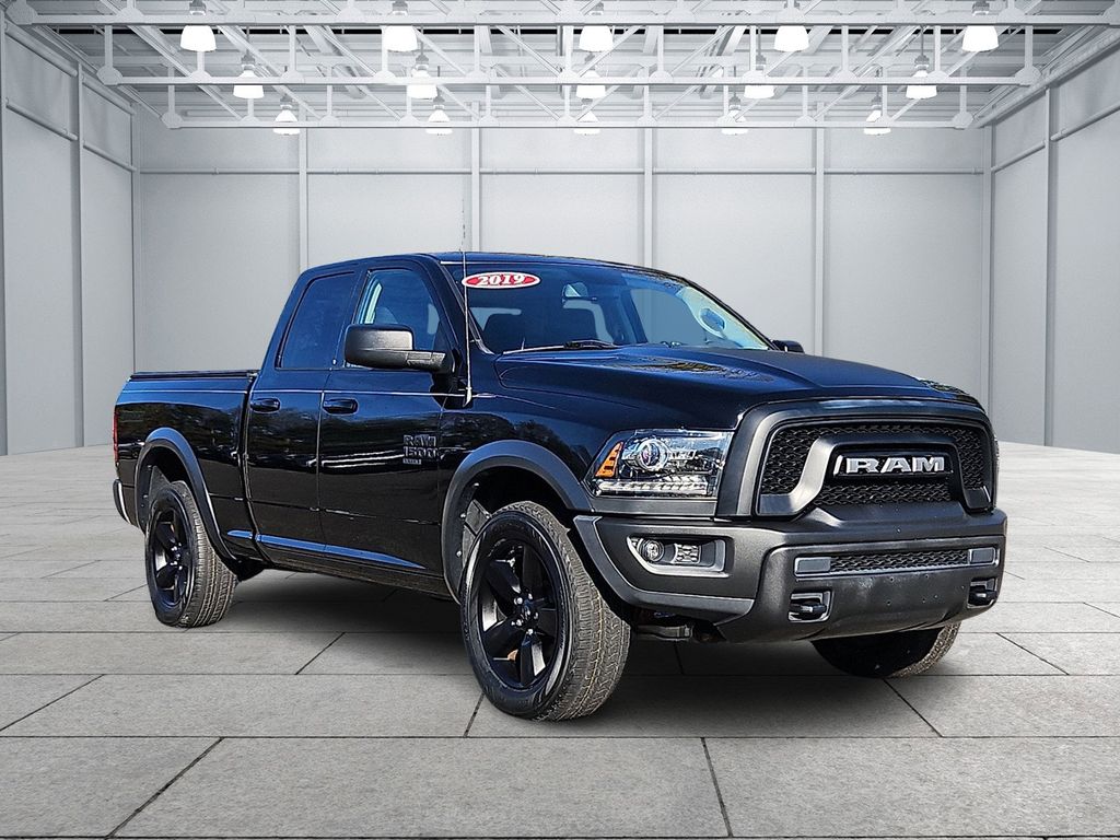Thumbnail: 2019 RAM 1500 Classic - 3