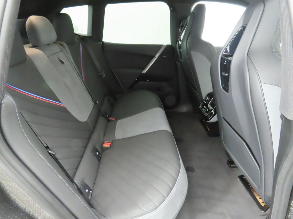 Thumbnail: 2026 BMW iX - 22