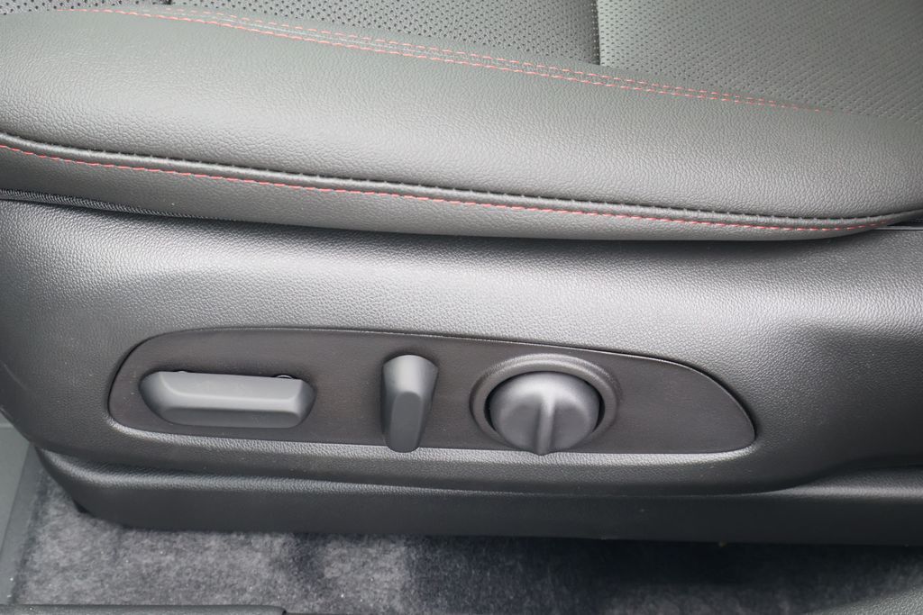 Thumbnail: 2026 Chevrolet Trax - 16