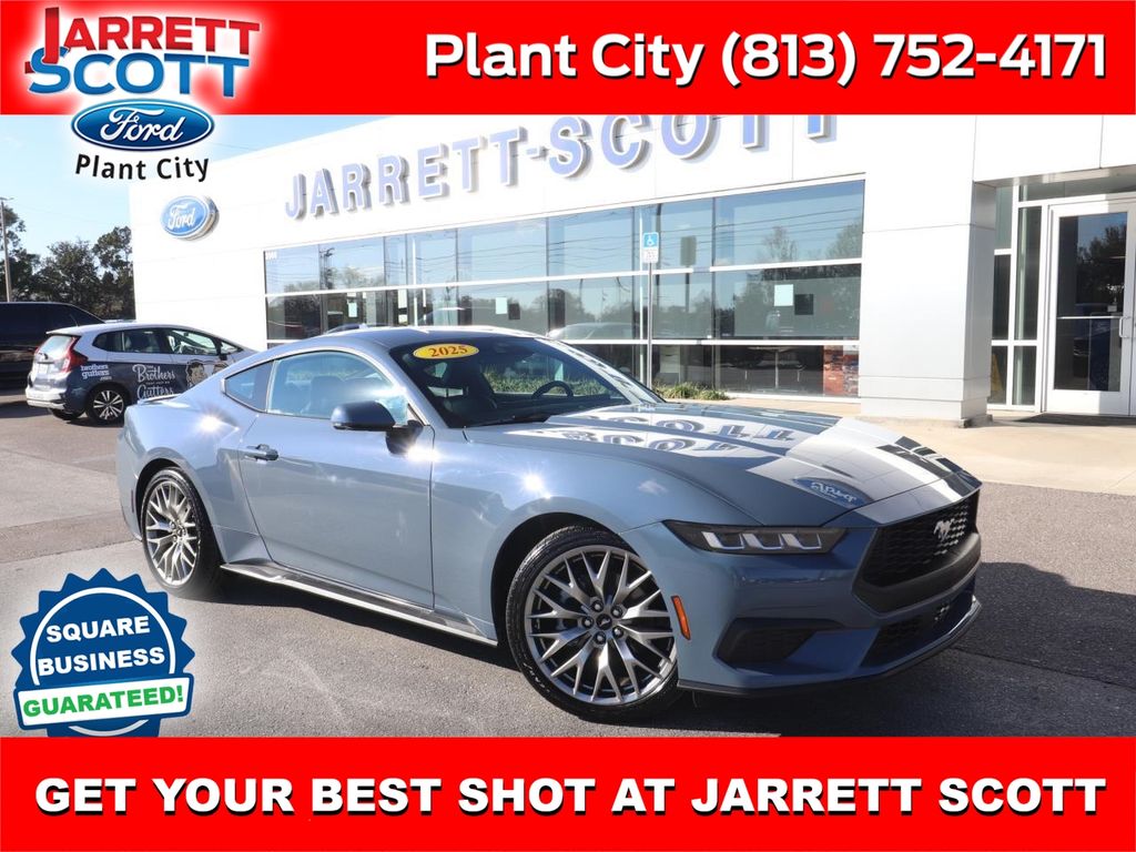 2025 Ford Mustang EcoBoost Premium Fastback RWD