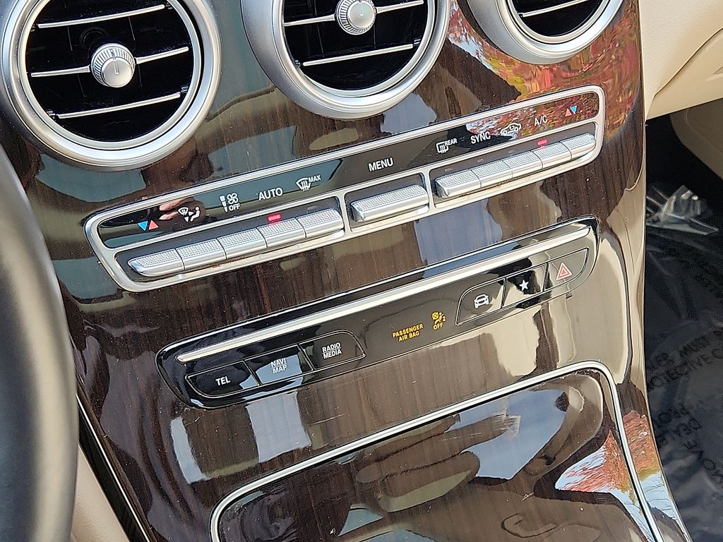 Thumbnail: 2021 Mercedes-Benz GLC - 15