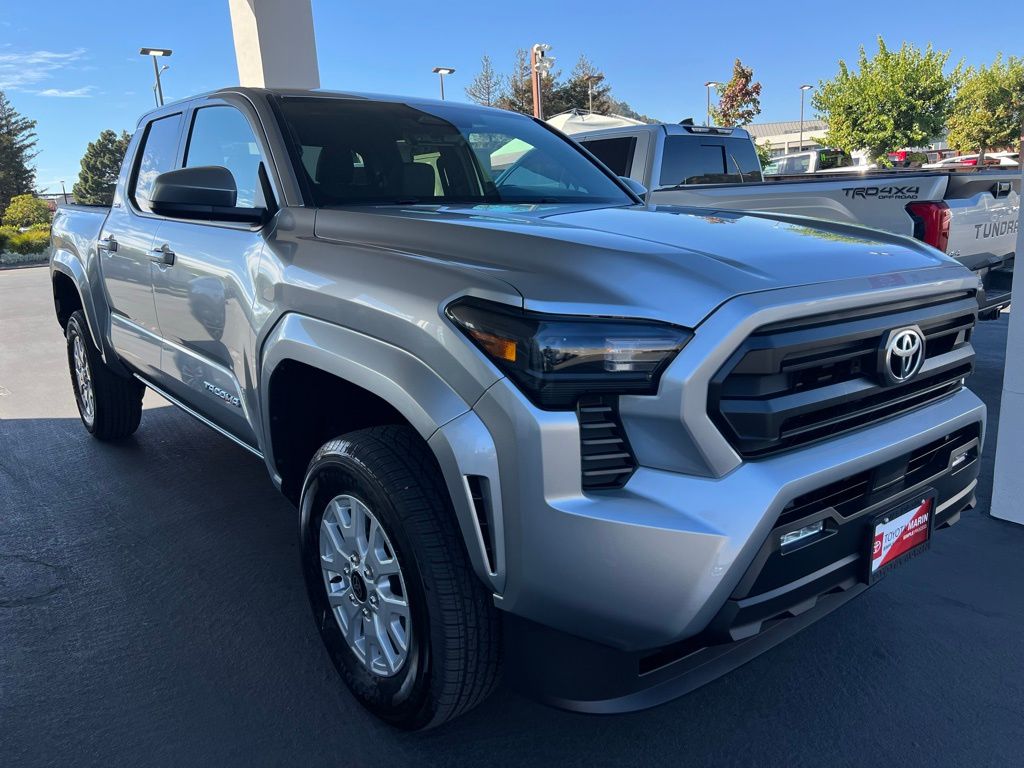 2025 Toyota Tacoma SR5 Double Cab photo 2