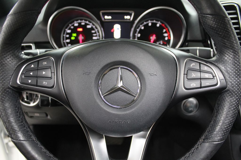 Thumbnail: 2017 Mercedes-Benz GLE - 20