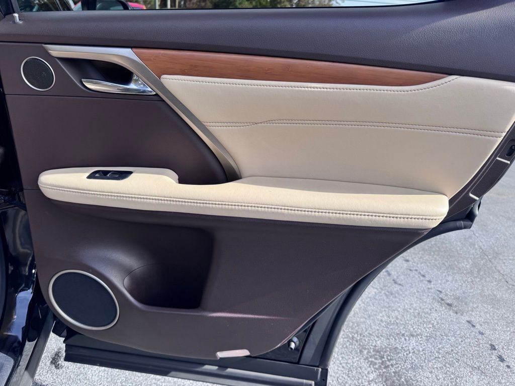 LexusRX26