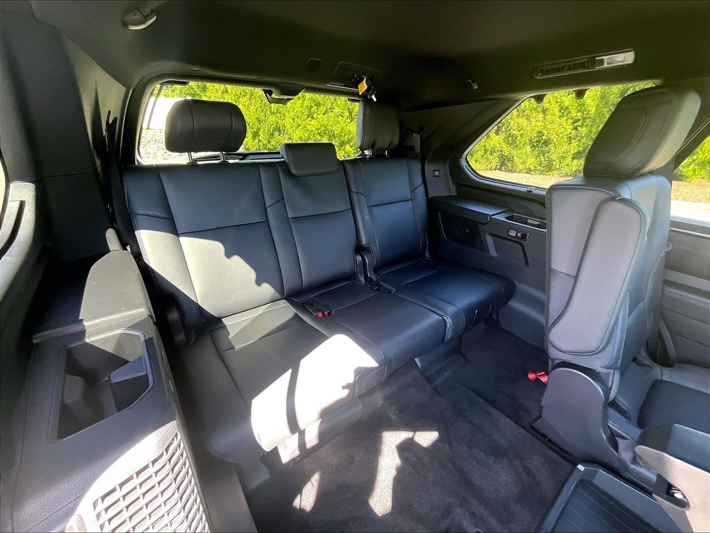 2024 Toyota Sequoia — photo 17