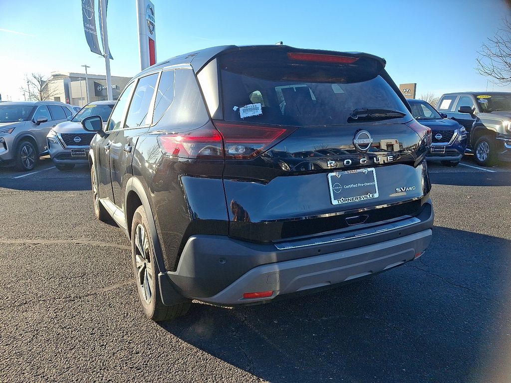 Thumbnail: 2023 Nissan Rogue - 4