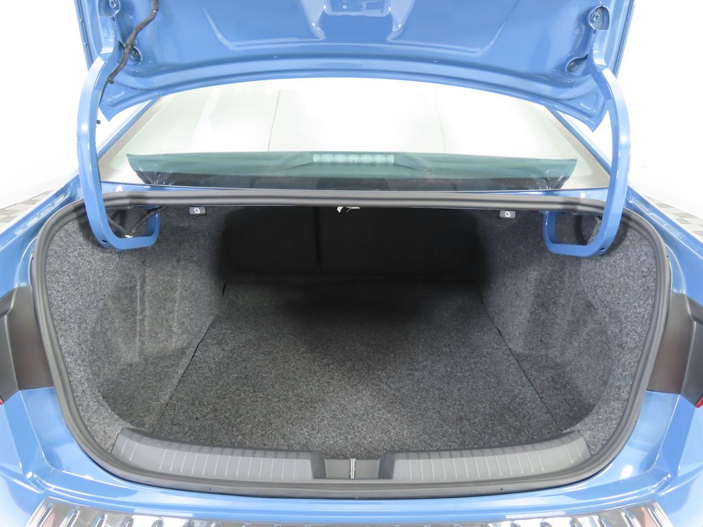 Thumbnail: 2025 Volkswagen Jetta - 28