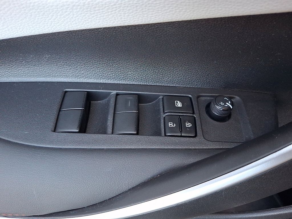 Thumbnail: 2023 Toyota Corolla - 25