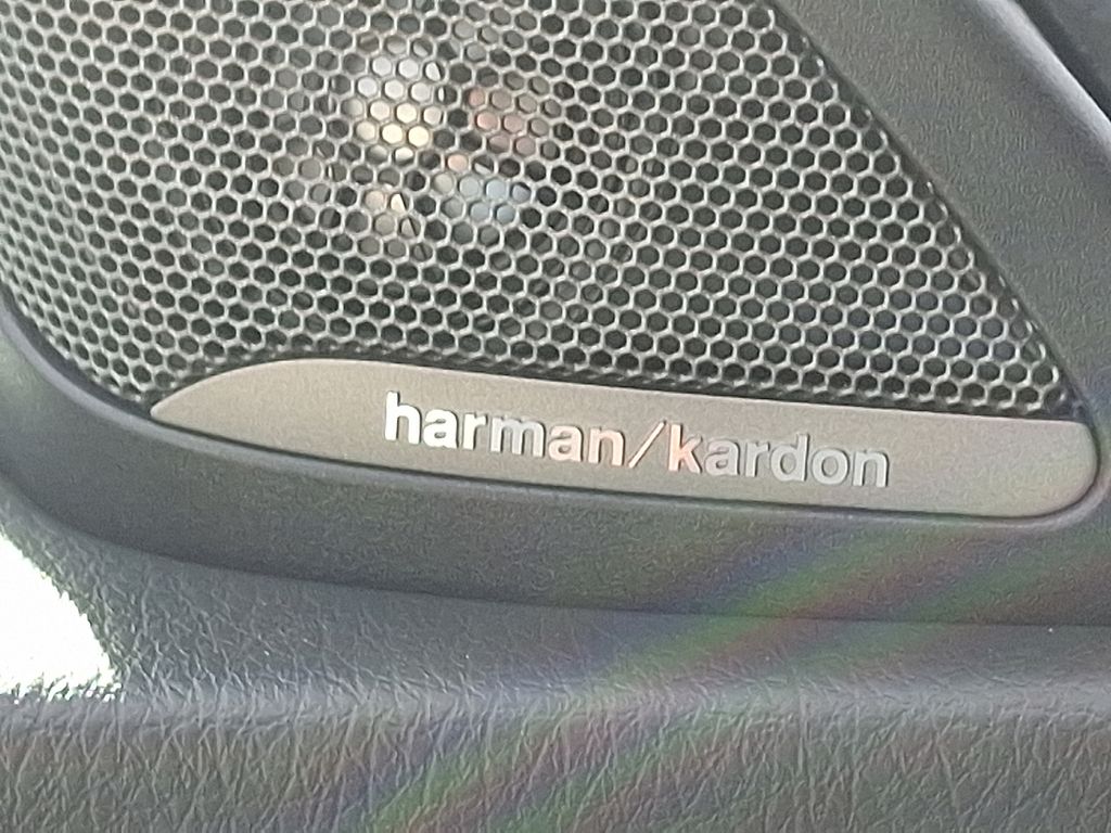 Thumbnail: 2020 BMW M2 - 23