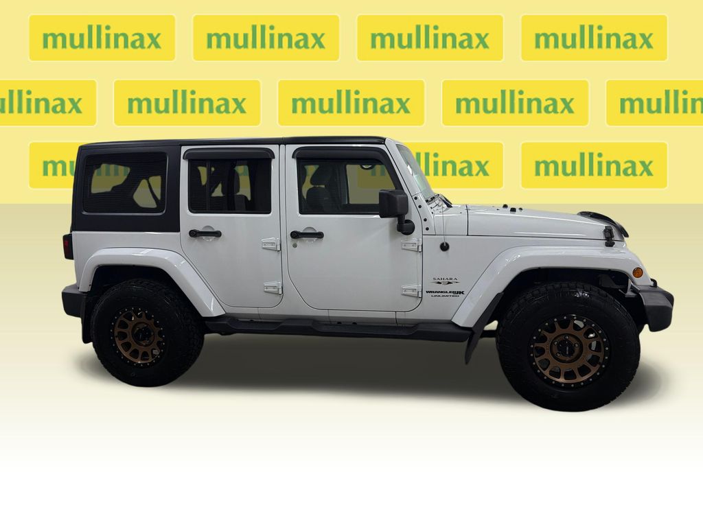 Used 2018 White Jeep Unlimited Sahara image 2