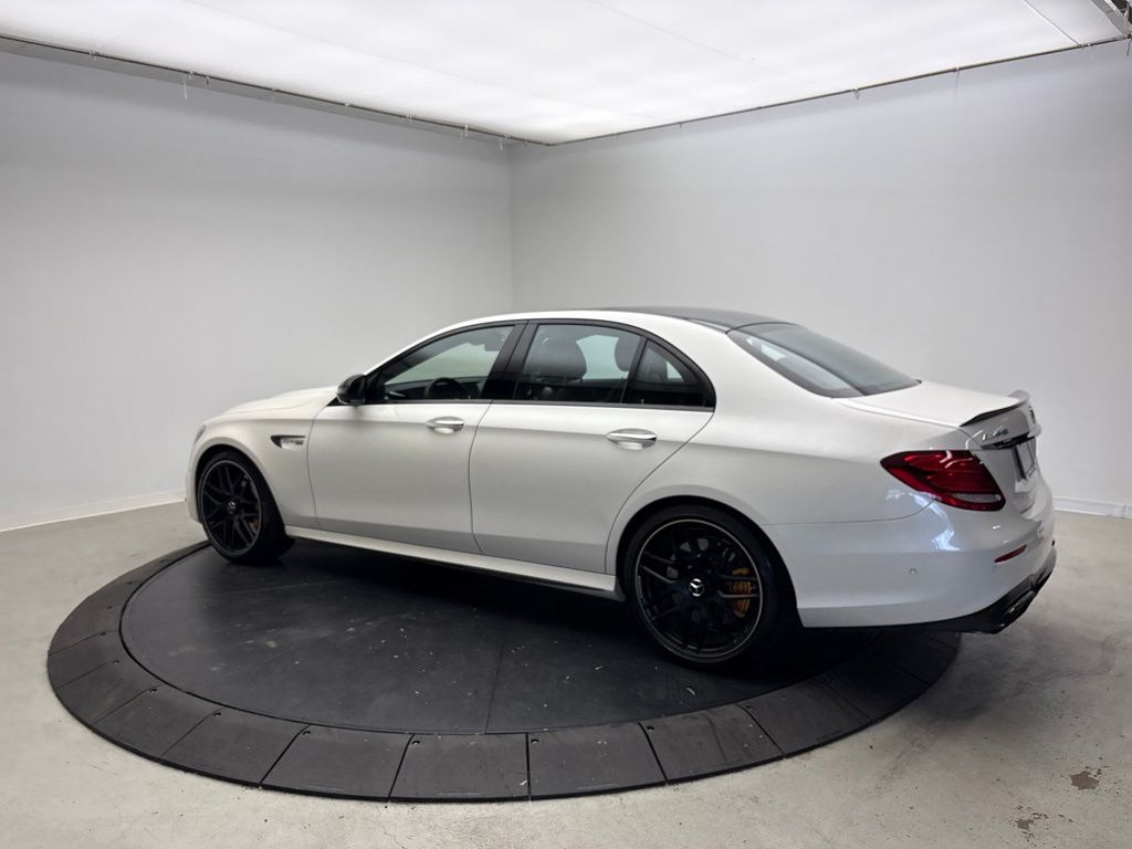 Thumbnail: 2018 Mercedes-Benz E-Class - 3