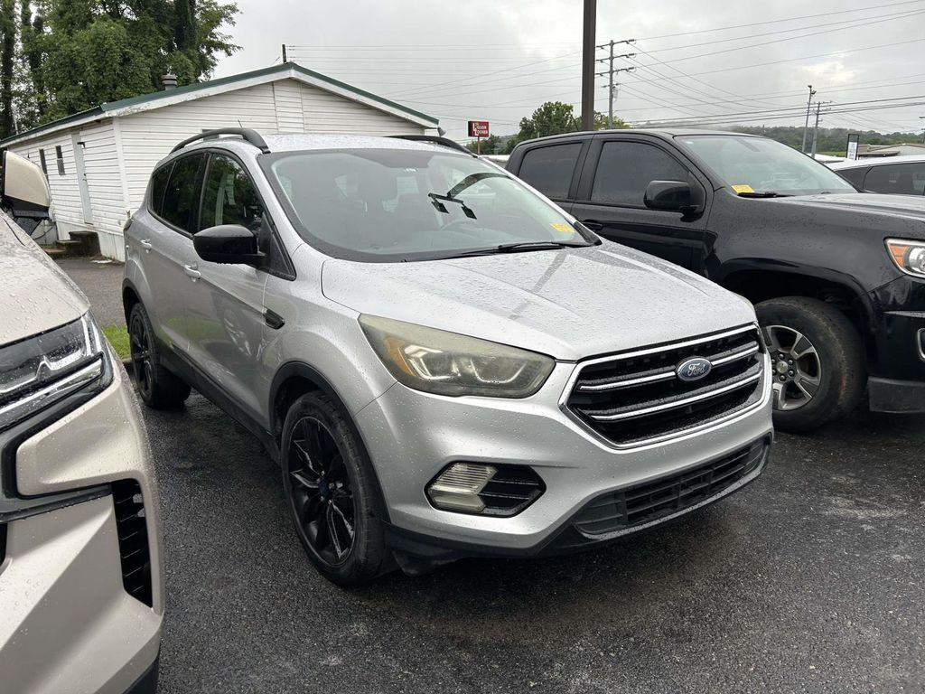 2017 Ford Escape SE FWD