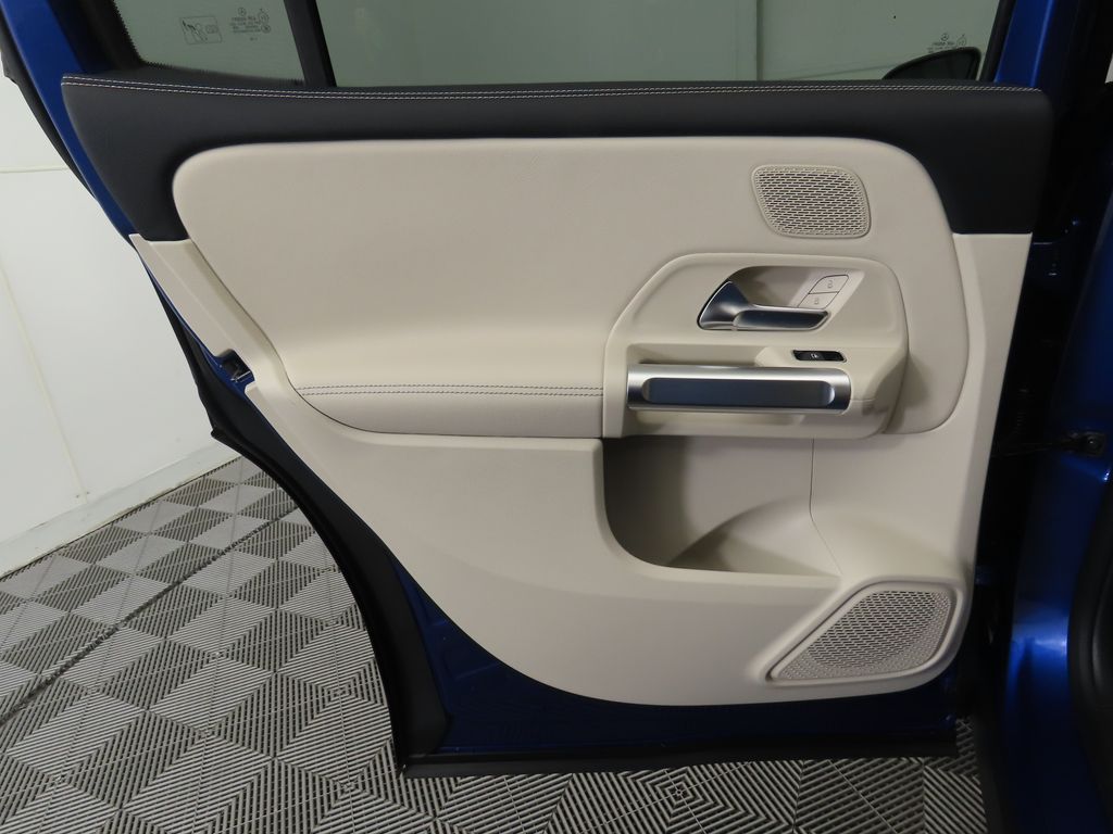 Thumbnail: 2026 Mercedes-Benz GLB - 28