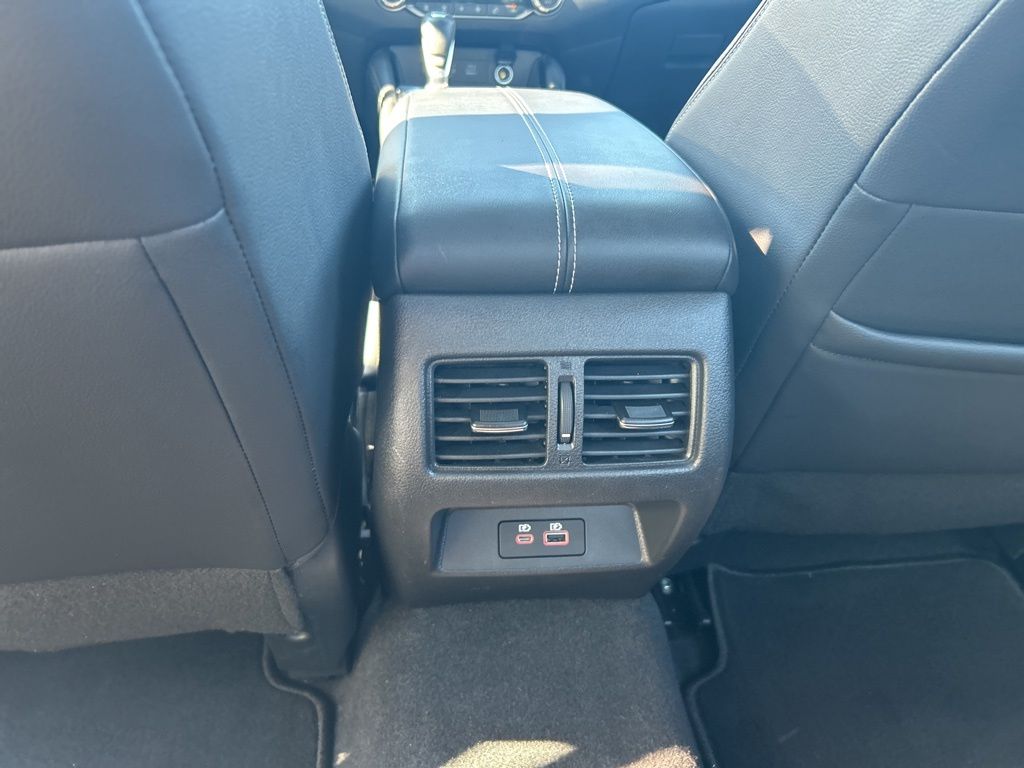 Used 2023 White Nissan 2.5 SL image 18