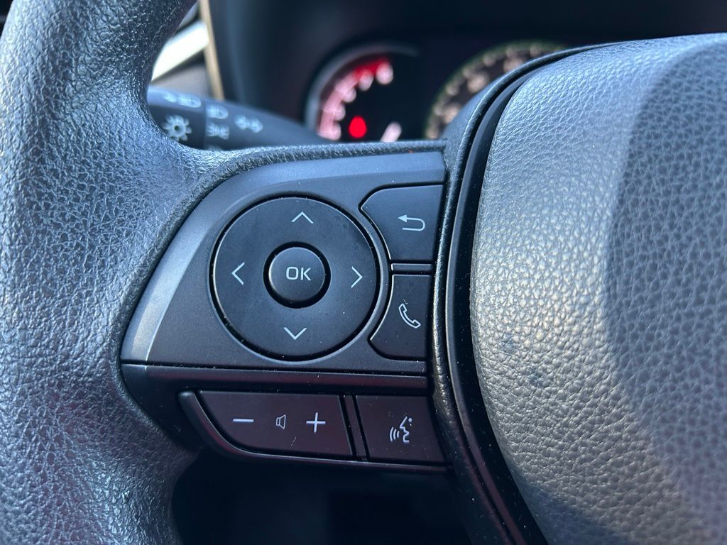 Thumbnail: 2025 Toyota RAV4 - 18