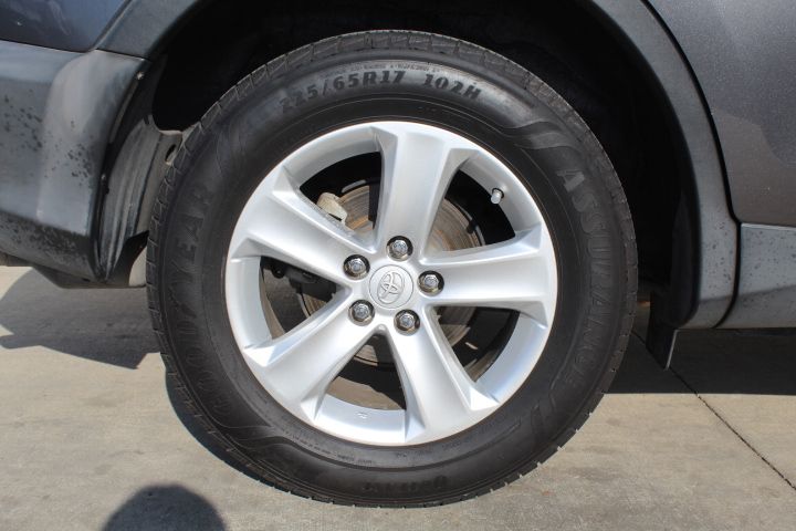 Used Car 2013 Toyota Rav4  Xle For Sale Under $10,000 In Georgetown, Texas