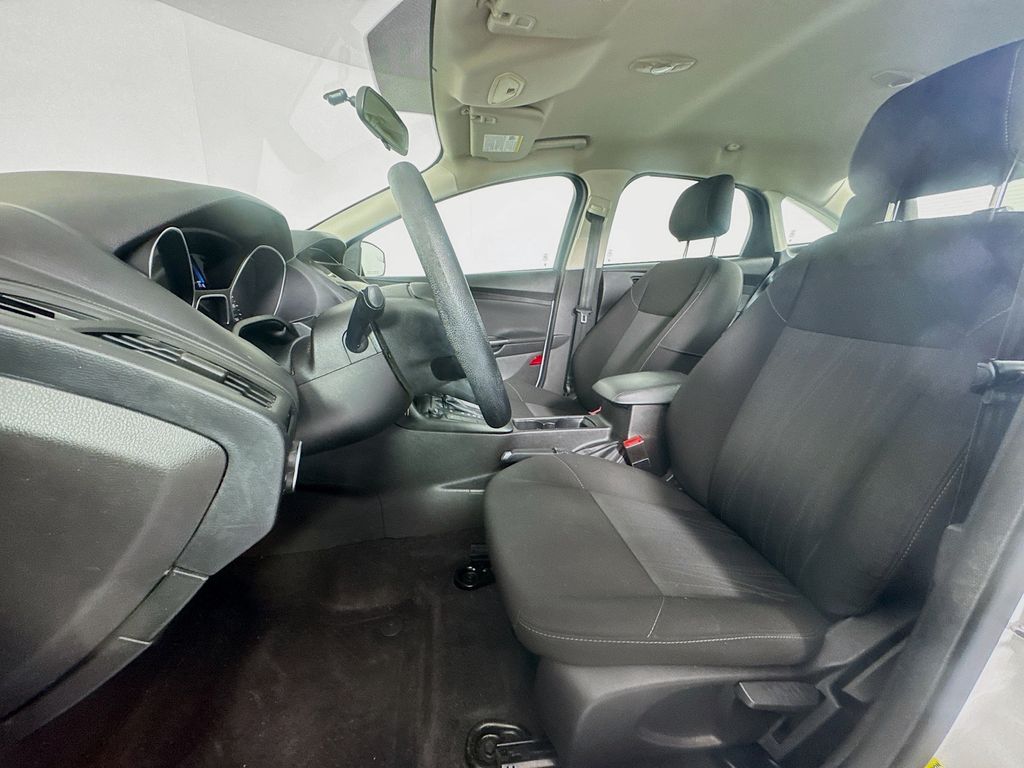 Used Car 2018 Ford Focus  Se For Sale Under $10,000 In Austin, Texas