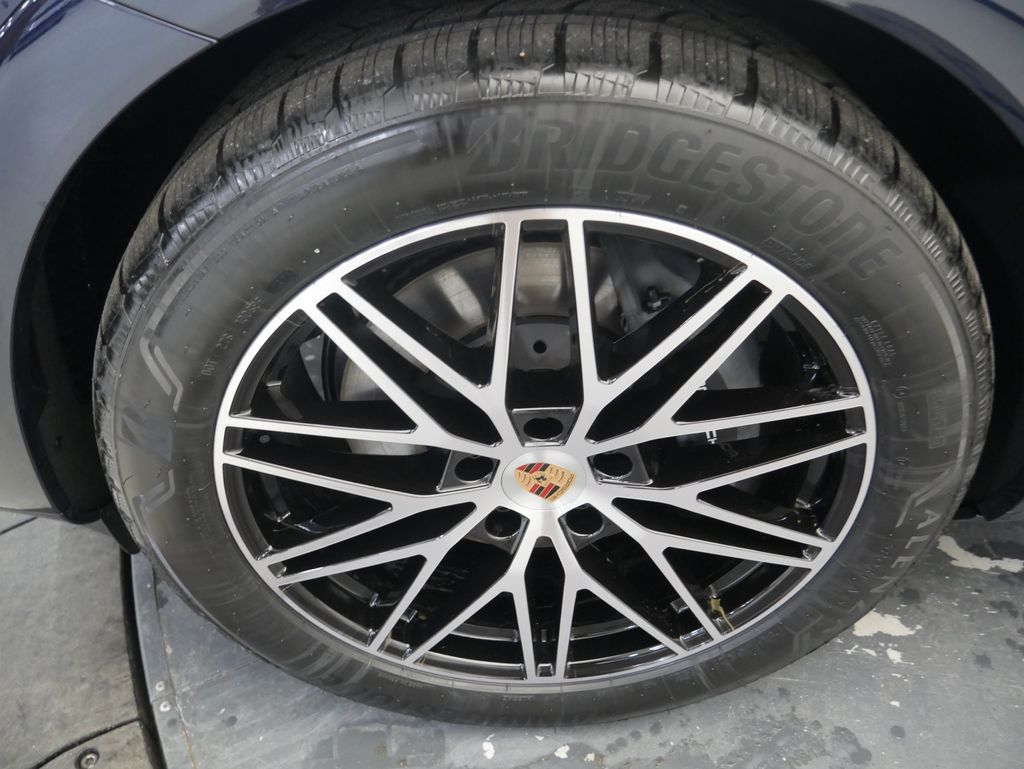 Thumbnail: 2026 Porsche  - 13