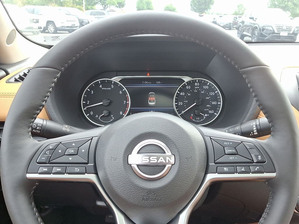 Thumbnail: 2025 Nissan Sentra - 9