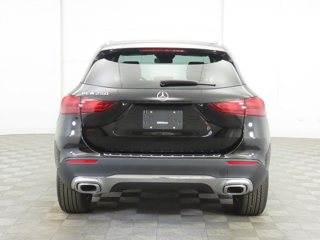 2025 Mercedes-Benz GLA 250 6