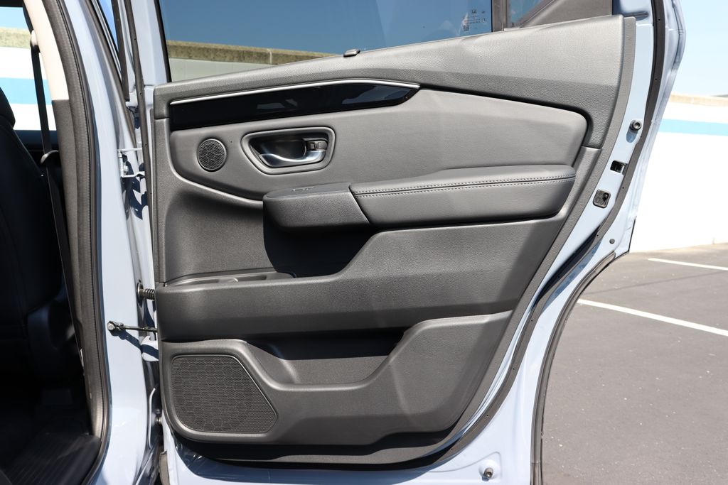 Thumbnail: 2025 Honda Pilot - 16