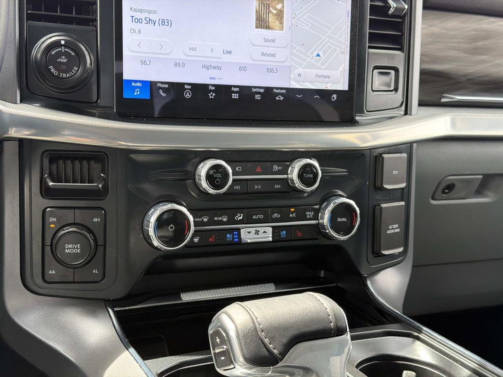 Used 2025 Ford F-150 Lariat 4D SuperCrew