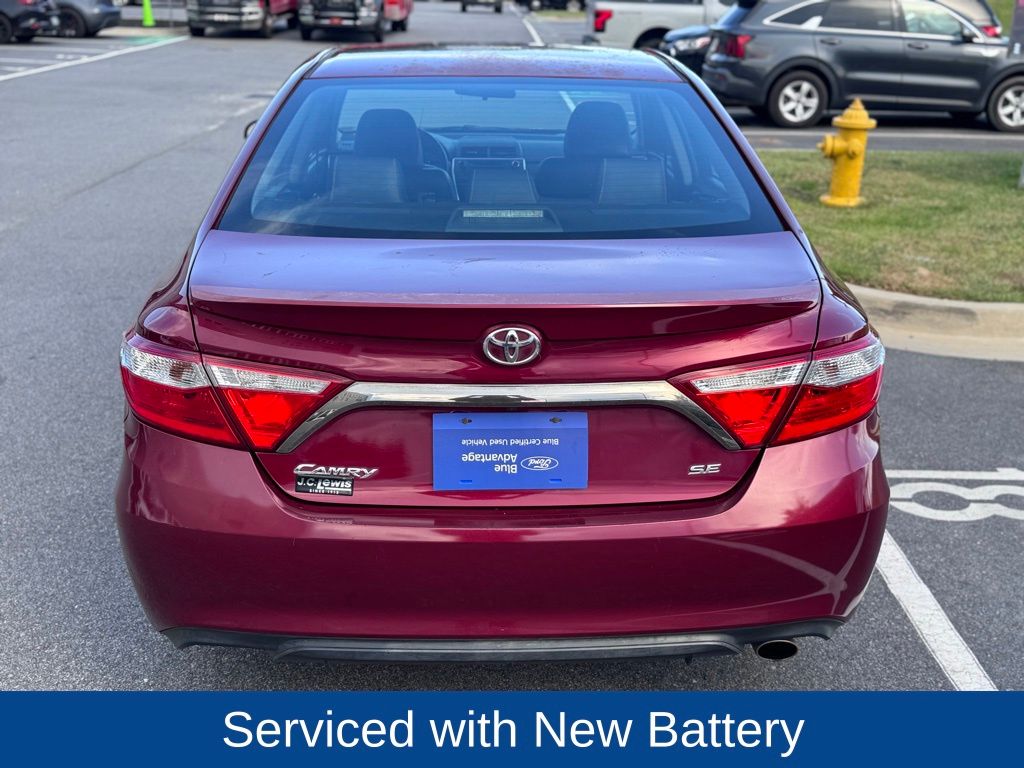 2016 Toyota Camry SE